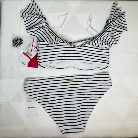 Vince Camuto  2 Pice White and Black Swimsuit  Stripe Bikini Size XS New - Picture 3 of 9